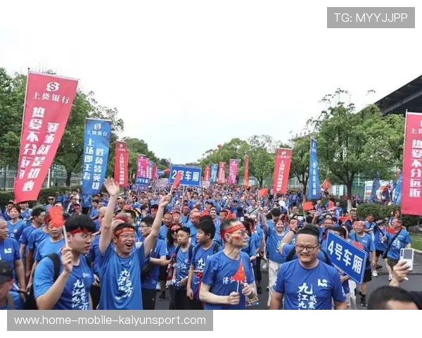 周边经济被球迷文化点燃：小城迎来复兴